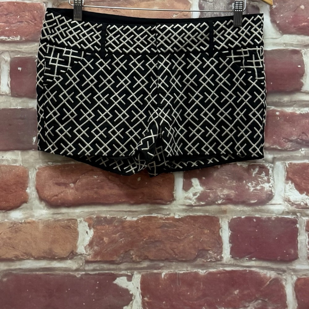 THML Mini Shorts Women's Medium Black Geo Jacquard Abstract Embroidered Zip Up